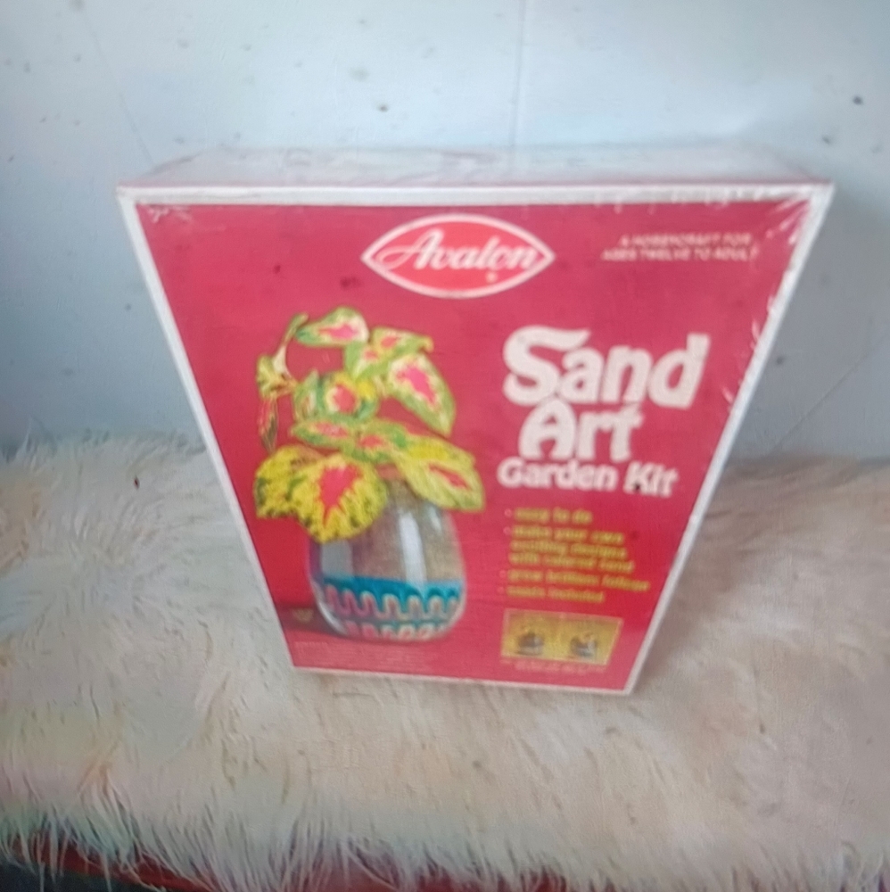 Vtg Avalon Sand Art Garden Kit 1970s